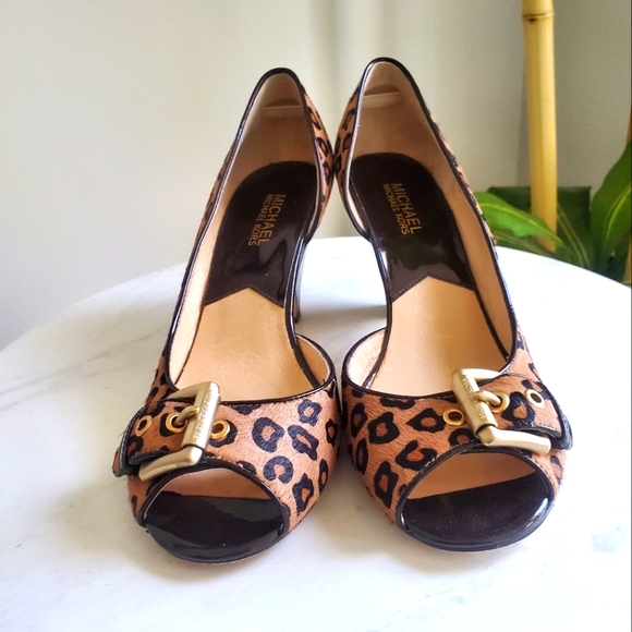 Michael Kors Animal Print Leopard Open Toe Heels With Buckles Size 9M - Picture 4 of 14